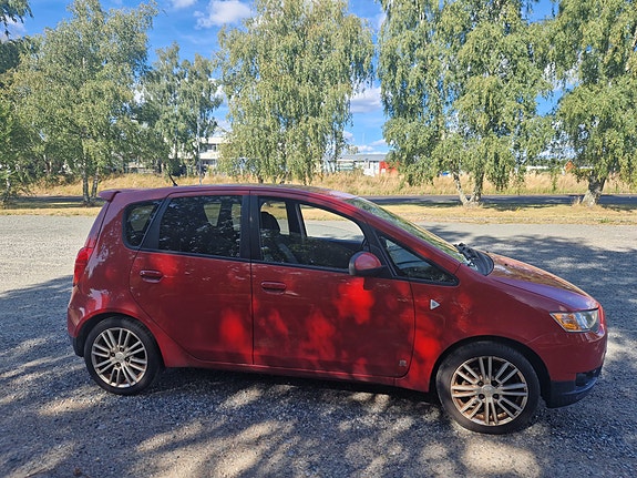 Mitsubishi Colt 3 of 4