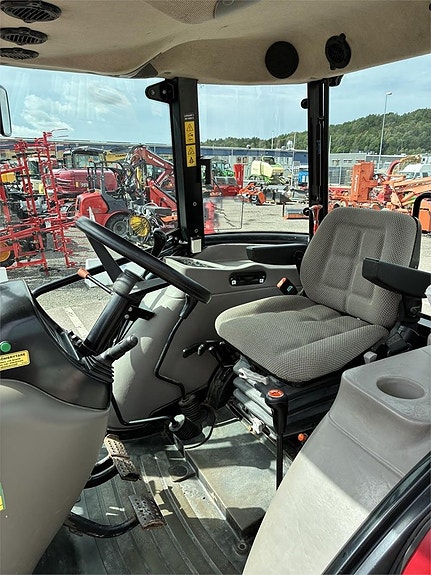Case IH JX60 TRAKTOR 6 of 6