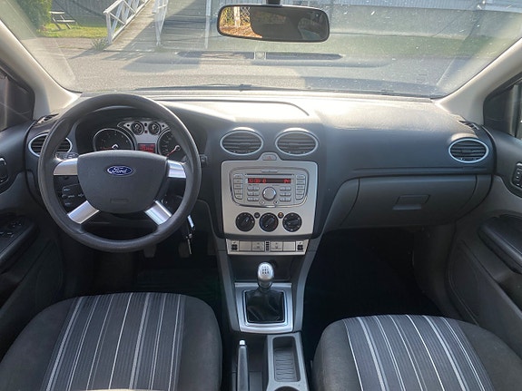 Ford Focus 14 of 14