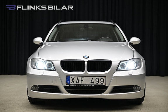 BMW 325i 9 of 22