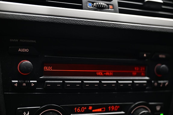 BMW 325i 17 of 22