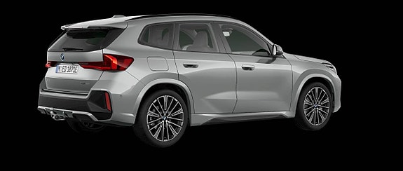 BMW iX1 2 of 3