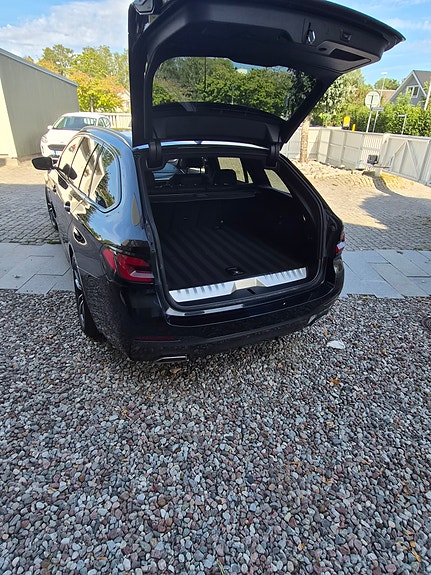 BMW 530e 6 of 6