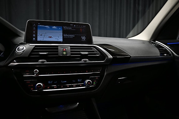 BMW X3 27 of 30