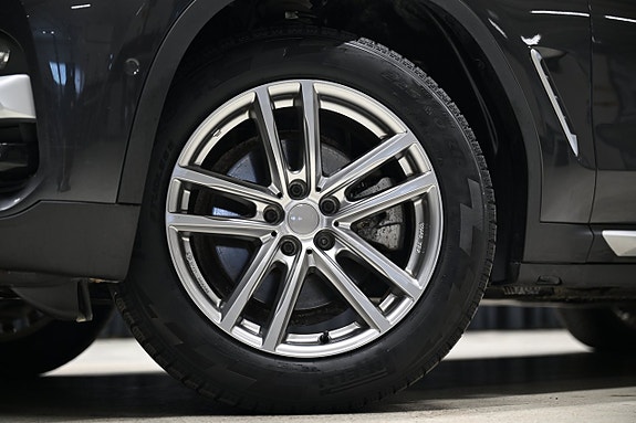 BMW X3 3 of 30