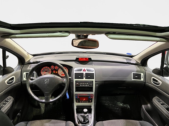 Peugeot 307 SW 7 of 9