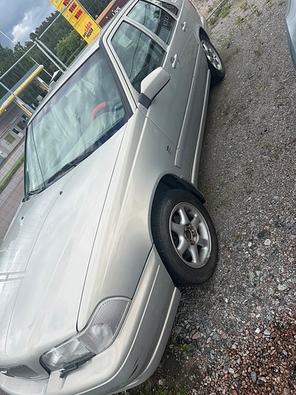 Volvo S70 3 of 16