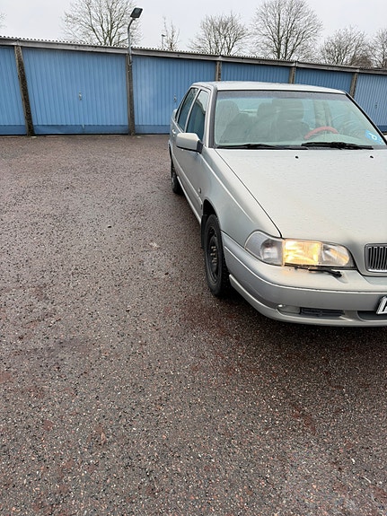 Volvo S70 14 of 16