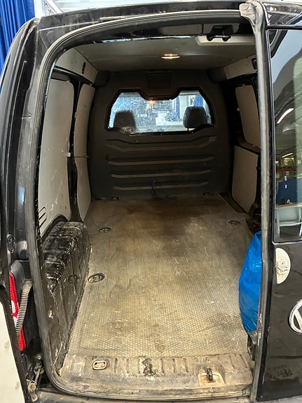 Volkswagen Caddy Maxi 4 of 6