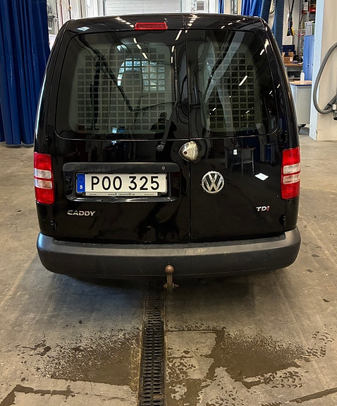 Volkswagen Caddy Maxi 3 of 6