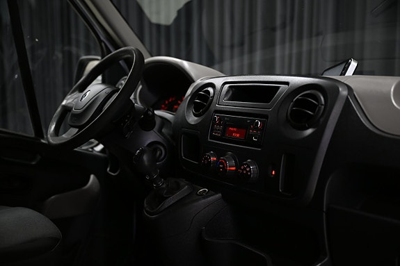 Renault Master 28 of 28