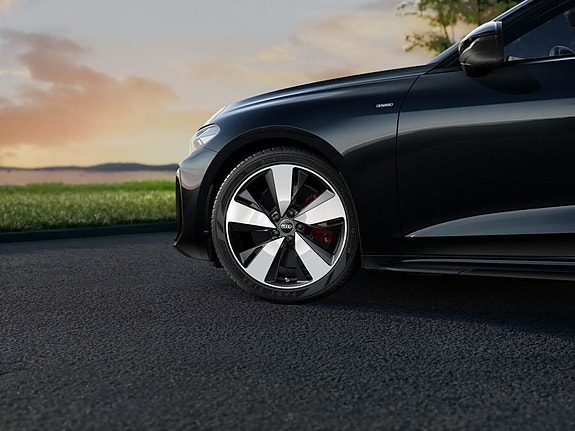 Audi A5 4 of 11