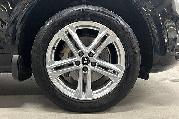 Audi Q5 11 of 27