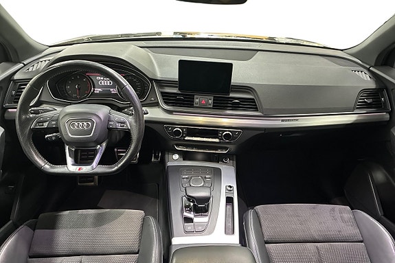 Audi Q5 12 of 27