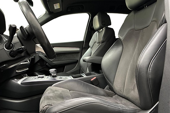 Audi Q5 13 of 27