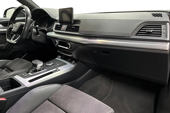 Audi Q5 15 of 27