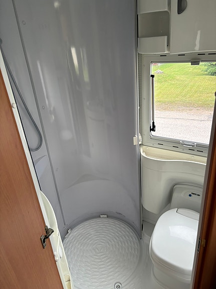 Knaus Sunlinear 6 of 9
