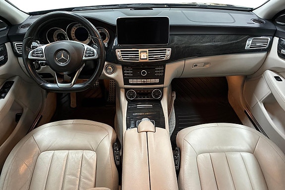 Mercedes-Benz CLS350 12 of 25