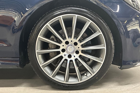 Mercedes-Benz CLS350 11 of 25