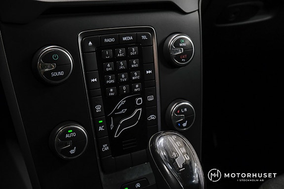 Volvo V40 17 of 18