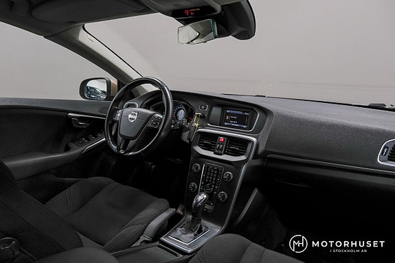 Volvo V40 10 of 18