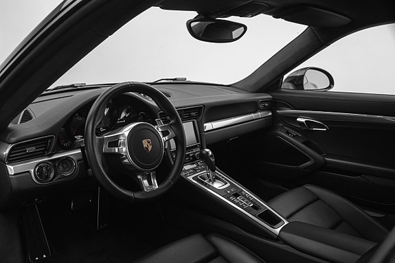 Porsche 911 10 of 30