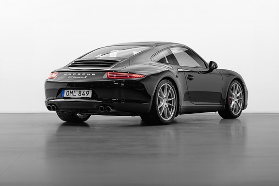 Porsche 911 2 of 30