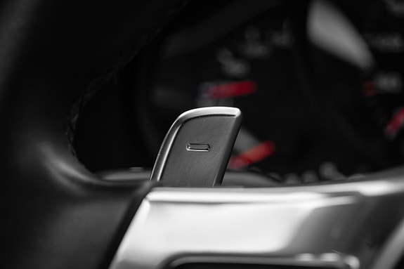 Porsche 911 19 of 30