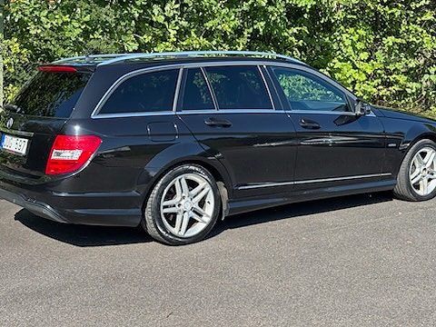 Mercedes-Benz C220 4 of 9