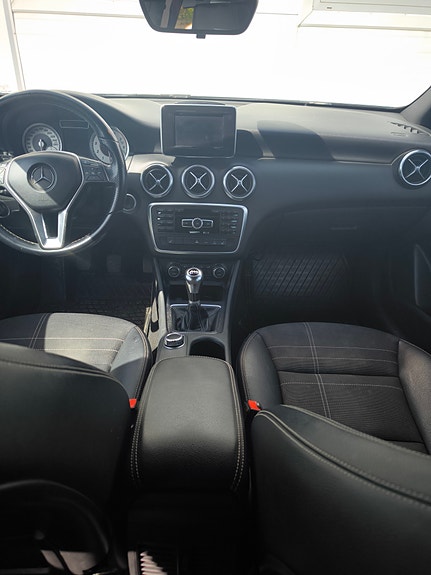 Mercedes-Benz A180 6 of 10