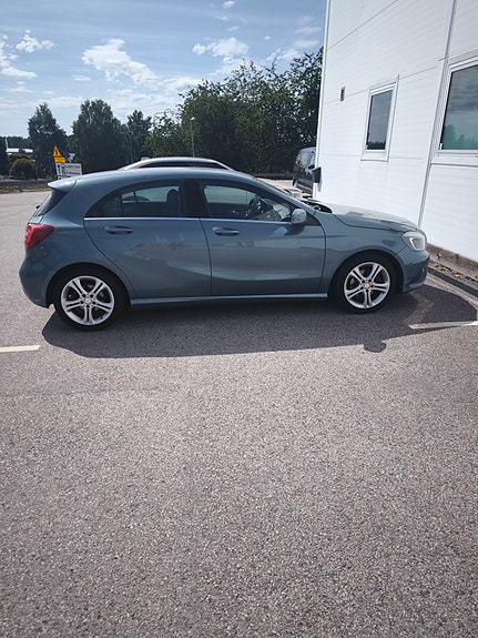 Mercedes-Benz A180 8 of 10