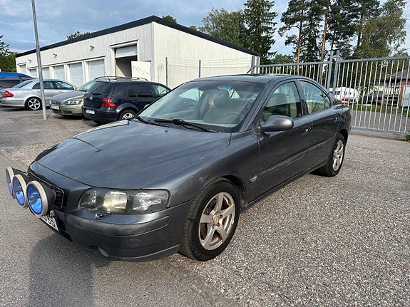 Volvo S60 5 of 10