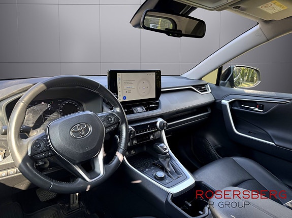 Toyota RAV4 12 of 13
