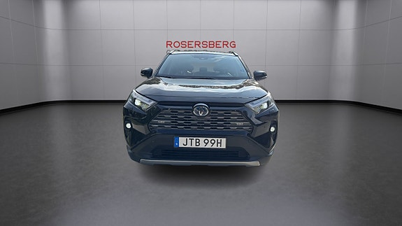 Toyota RAV4 8 of 13
