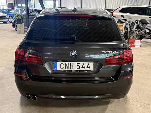 BMW 520 4 of 10