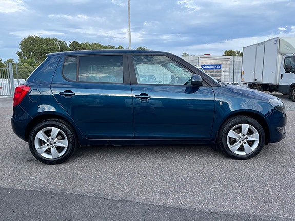 Skoda Fabia 4 of 27