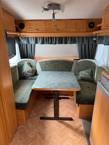 Adria Unica B 562 9 of 13