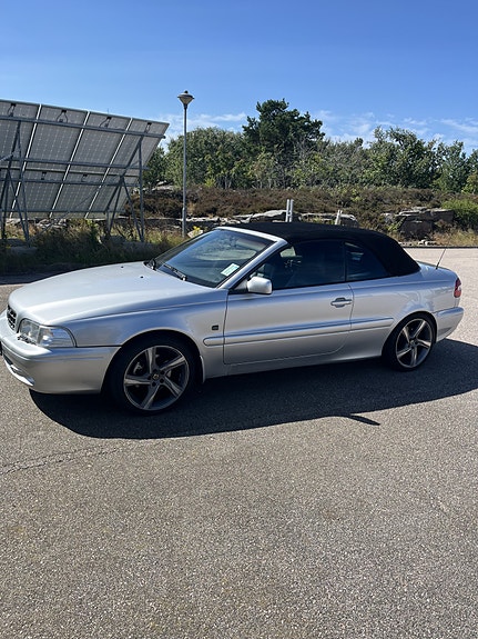 Volvo C70 3 of 8