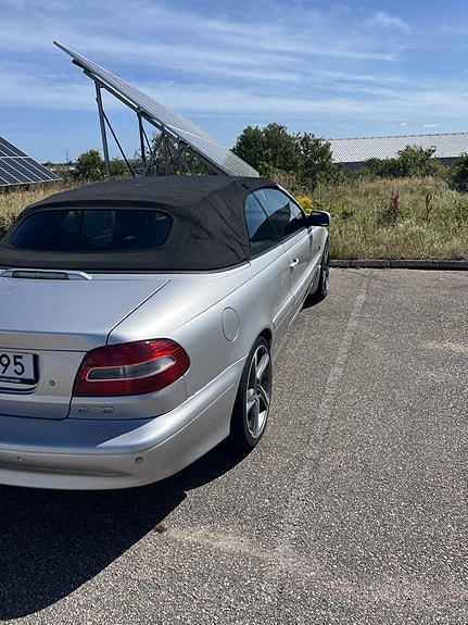 Volvo C70 2 of 8