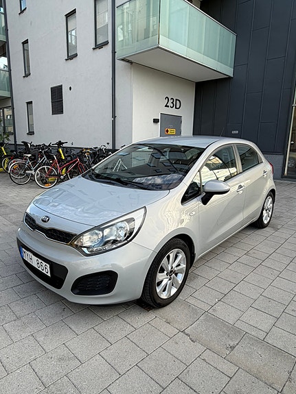 Kia Rio 3 of 6