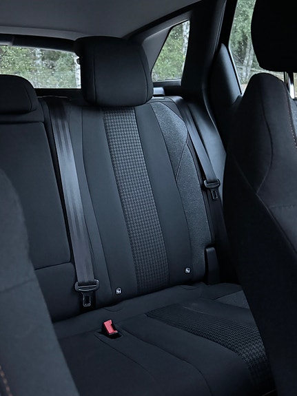 Peugeot 3008 10 of 12