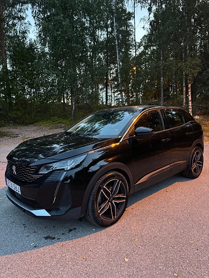 Peugeot 3008 8 of 12