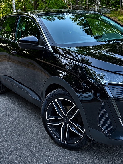 Peugeot 3008 5 of 12