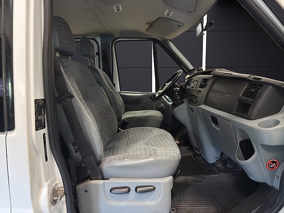 Ford Transit 11 of 21