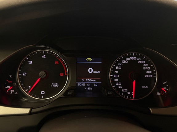Audi A4 12 of 12