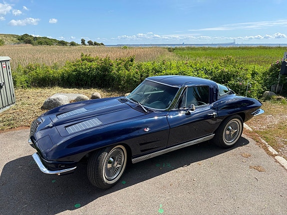Chevrolet Corvette 3 of 15
