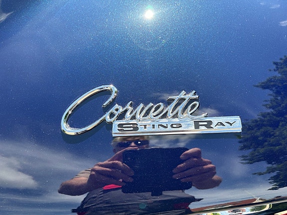 Chevrolet Corvette 11 of 15