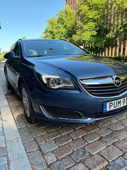 Opel Insignia 2 of 17