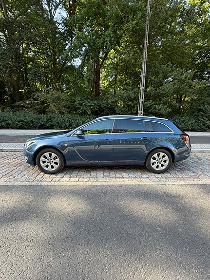Opel Insignia 5 of 17