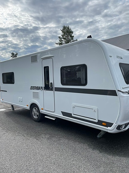 Hymer Eriba Nova 555 2 of 13